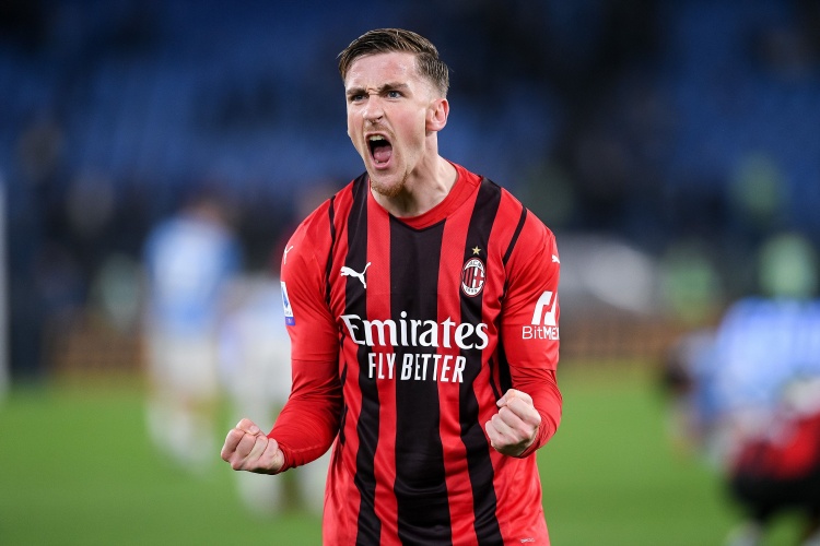 开云体育-隆戈：萨勒马科尔斯恢复合练，帕夫洛维奇的情况也有所好转